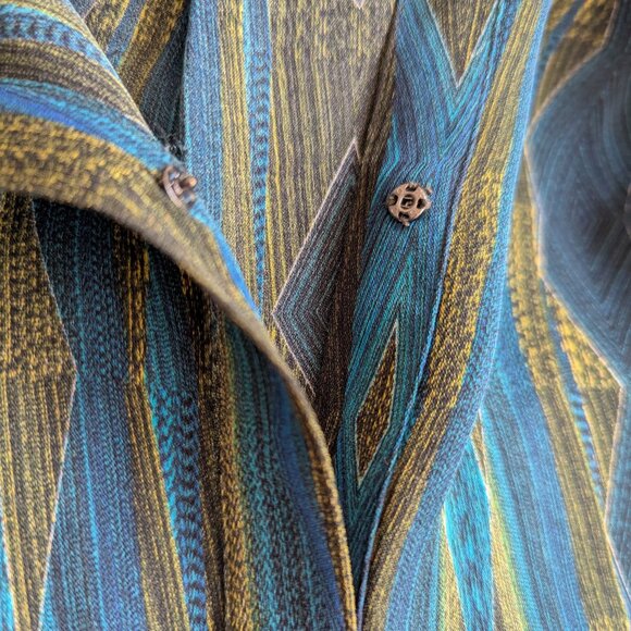 Go> by GoSilk abstract pattern snap button blouse - Picture 9 of 9